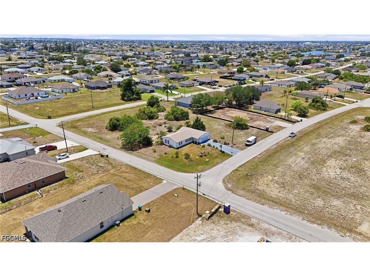 18 NW 26th Terrace Cape Coral FL 33993 2026022312 image4