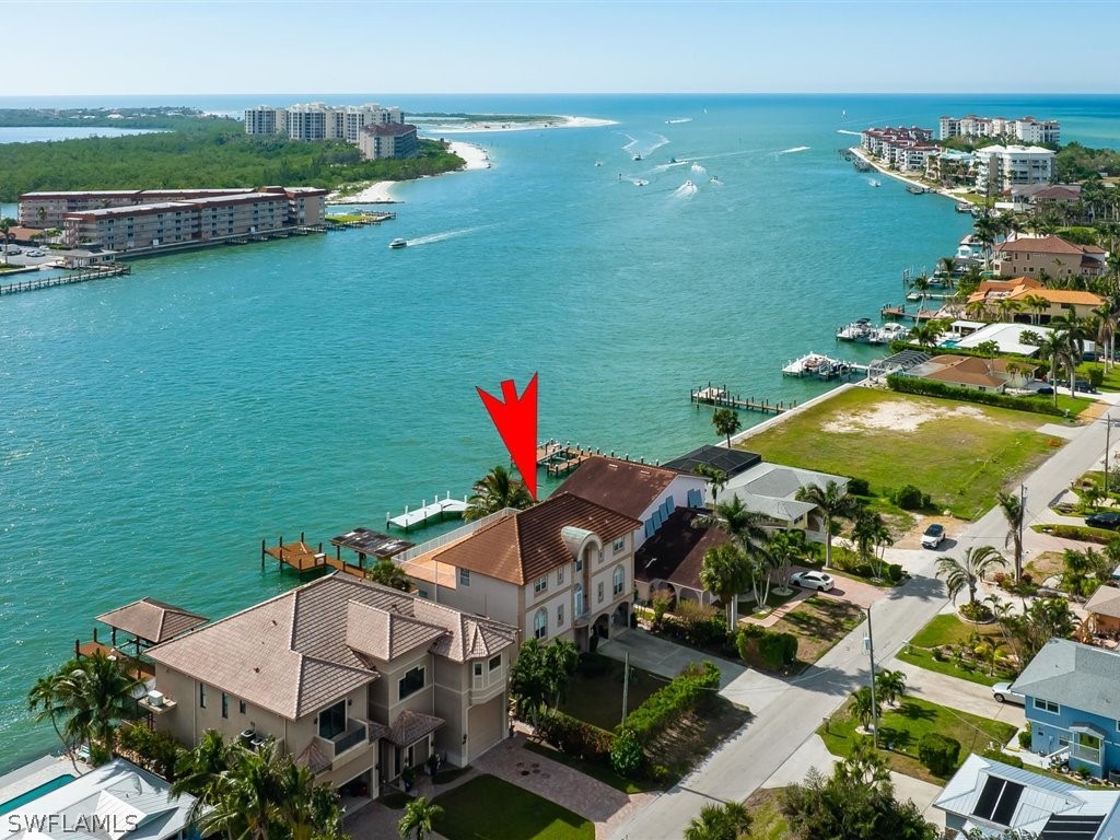 18 Pelican Street E Naples FL 34113 222086536 image1