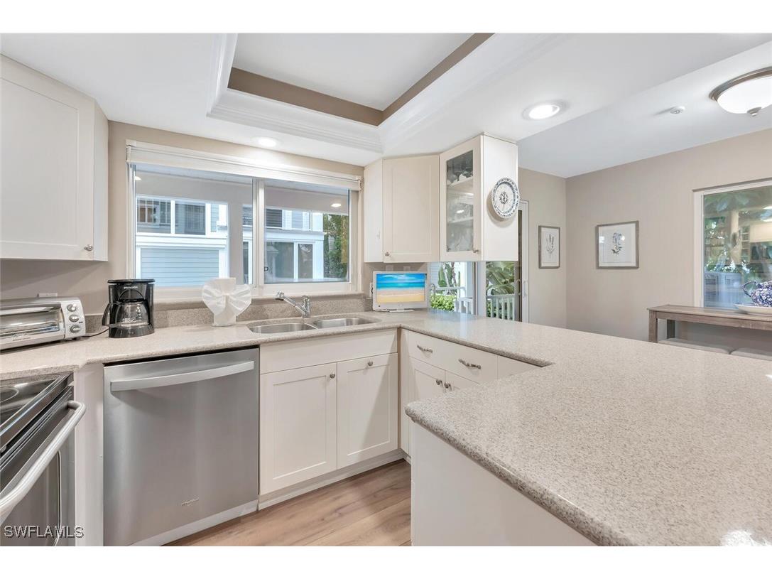 180 6th Avenue S #3 Naples FL 34102 225069367 image13