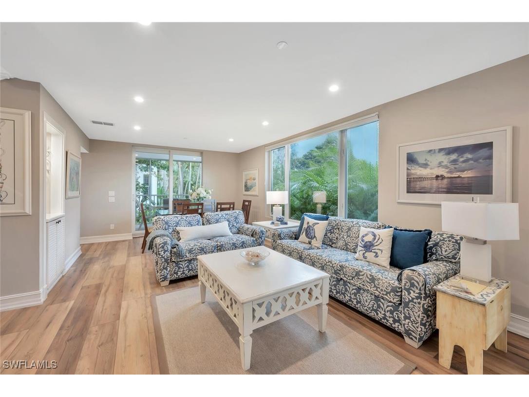 180 6th Avenue S #3 Naples FL 34102 225069367 image3