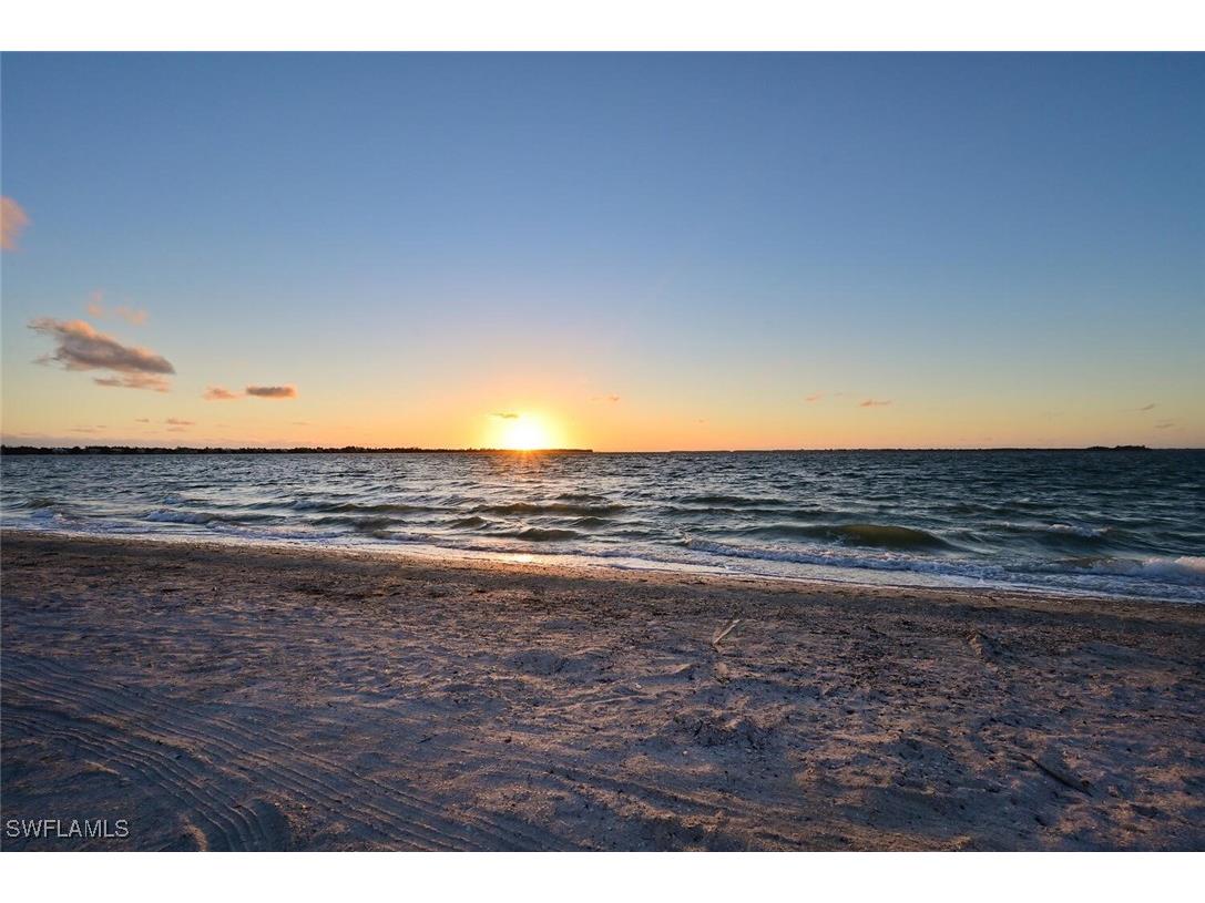 180 6th Avenue S #3 Naples FL 34102 225069367 image44