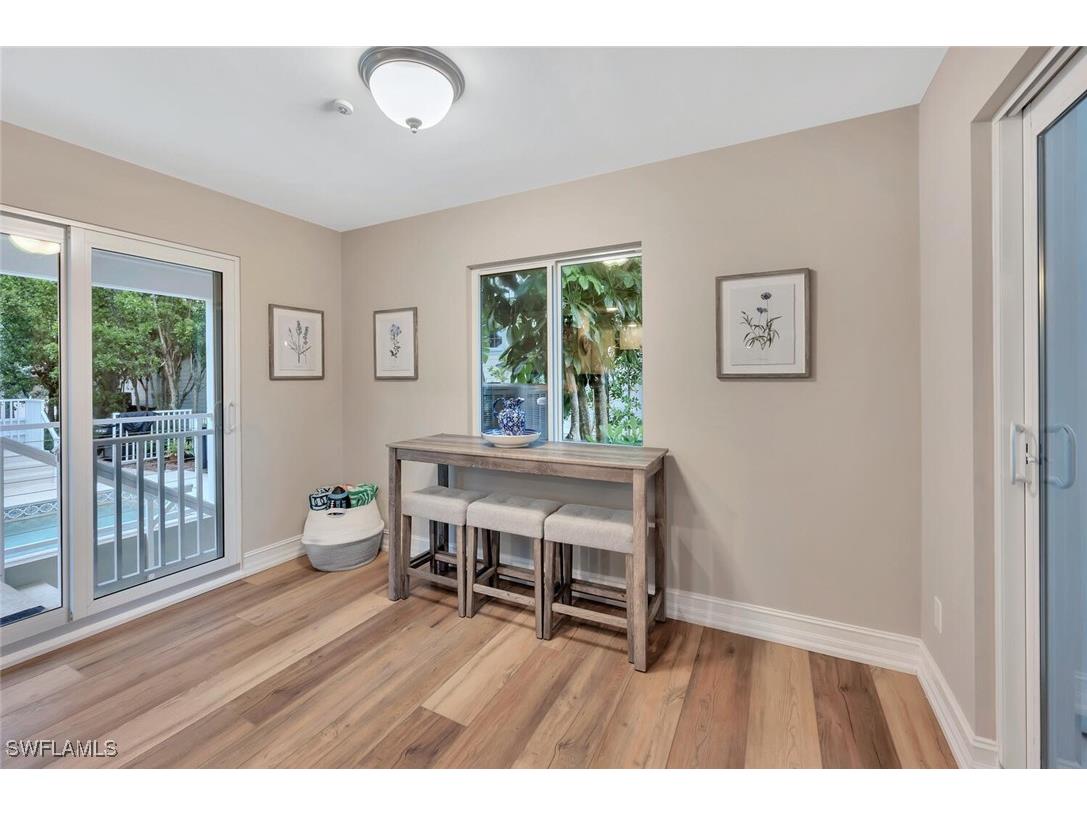 180 6th Avenue S #3 Naples FL 34102 225070069 image16