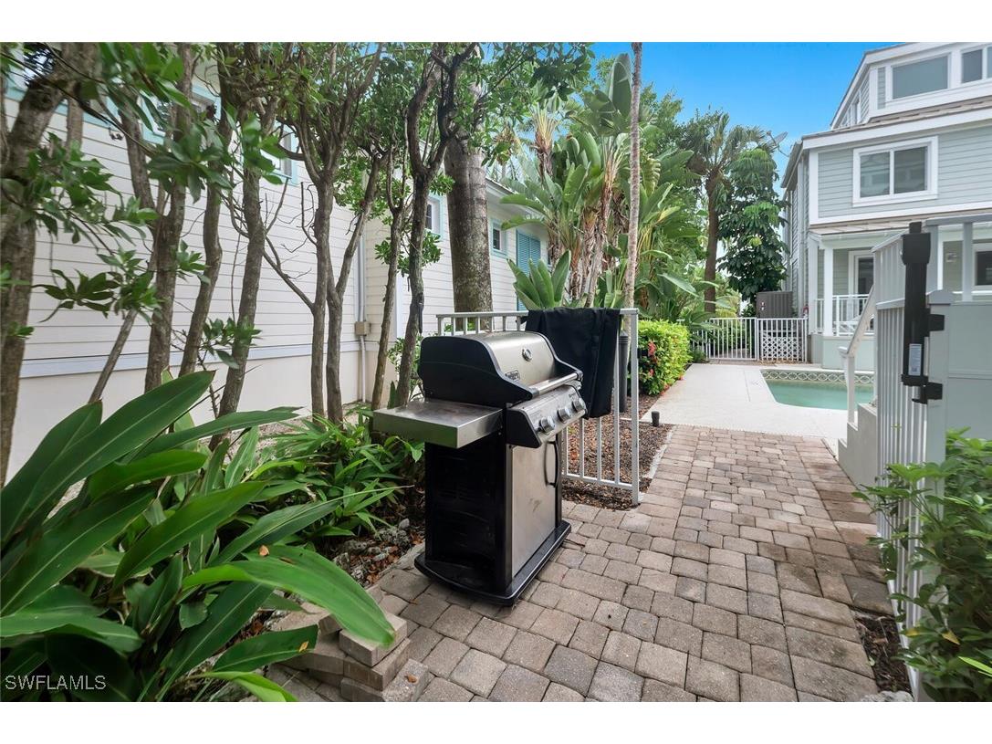 180 6th Avenue S #3 Naples FL 34102 225070069 image41