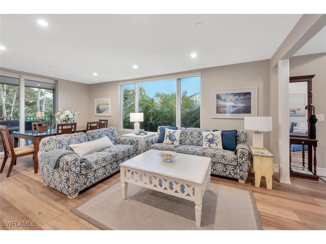 180 6th Avenue S #3 Naples FL 34102 225070069 image5