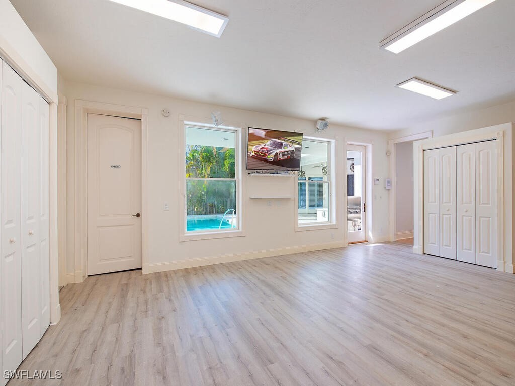 180 7th Avenue S Naples FL 34102 225072766 image11