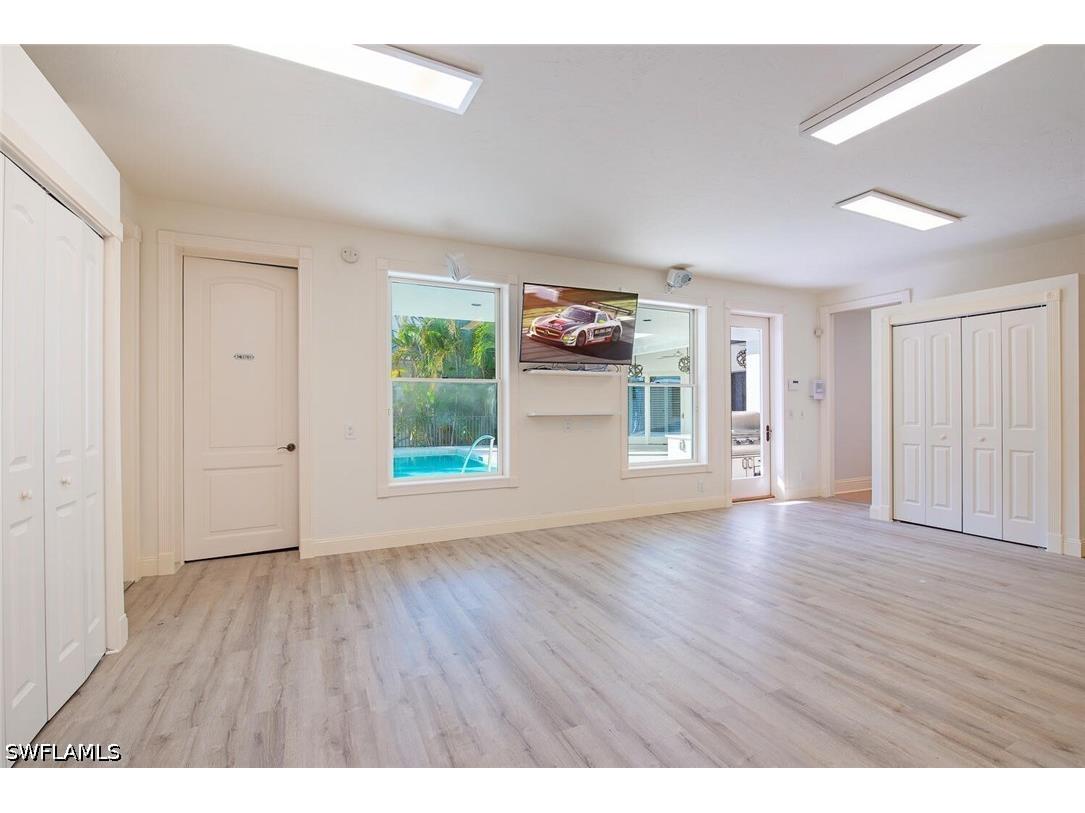 180 7th Avenue S Naples FL 34102 226019201 image13