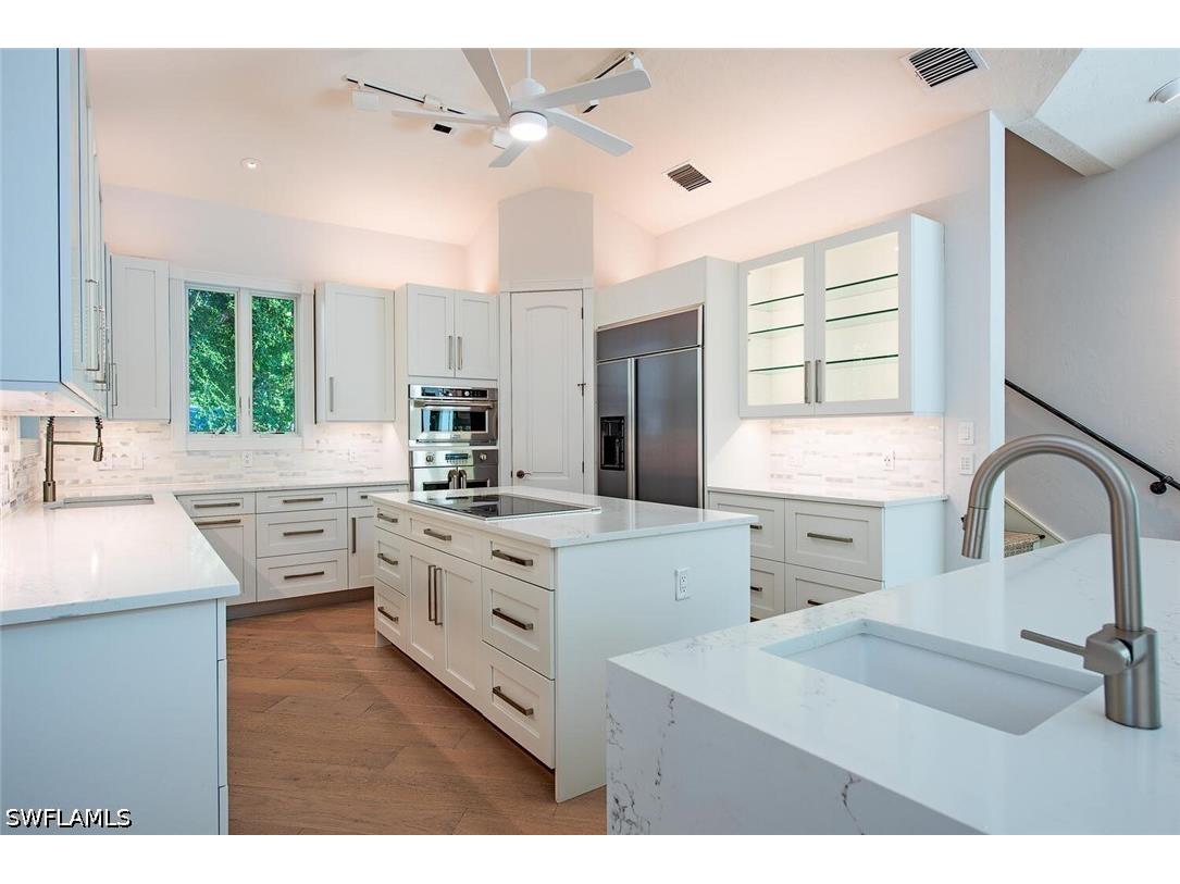 180 7th Avenue S Naples FL 34102 226019201 image7