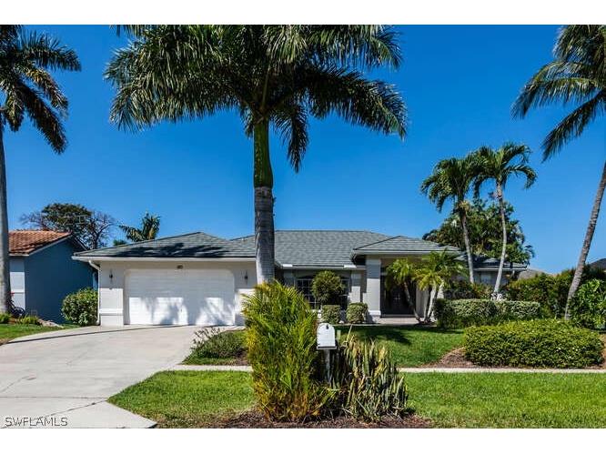 180 Columbus Way Marco Island FL 34145 222069211 image1