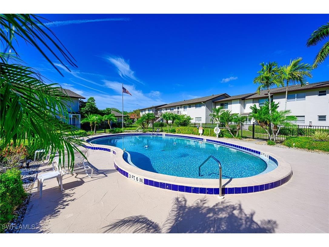 180 Cypress Way E #B107 Naples FL 34110 225075064 image24