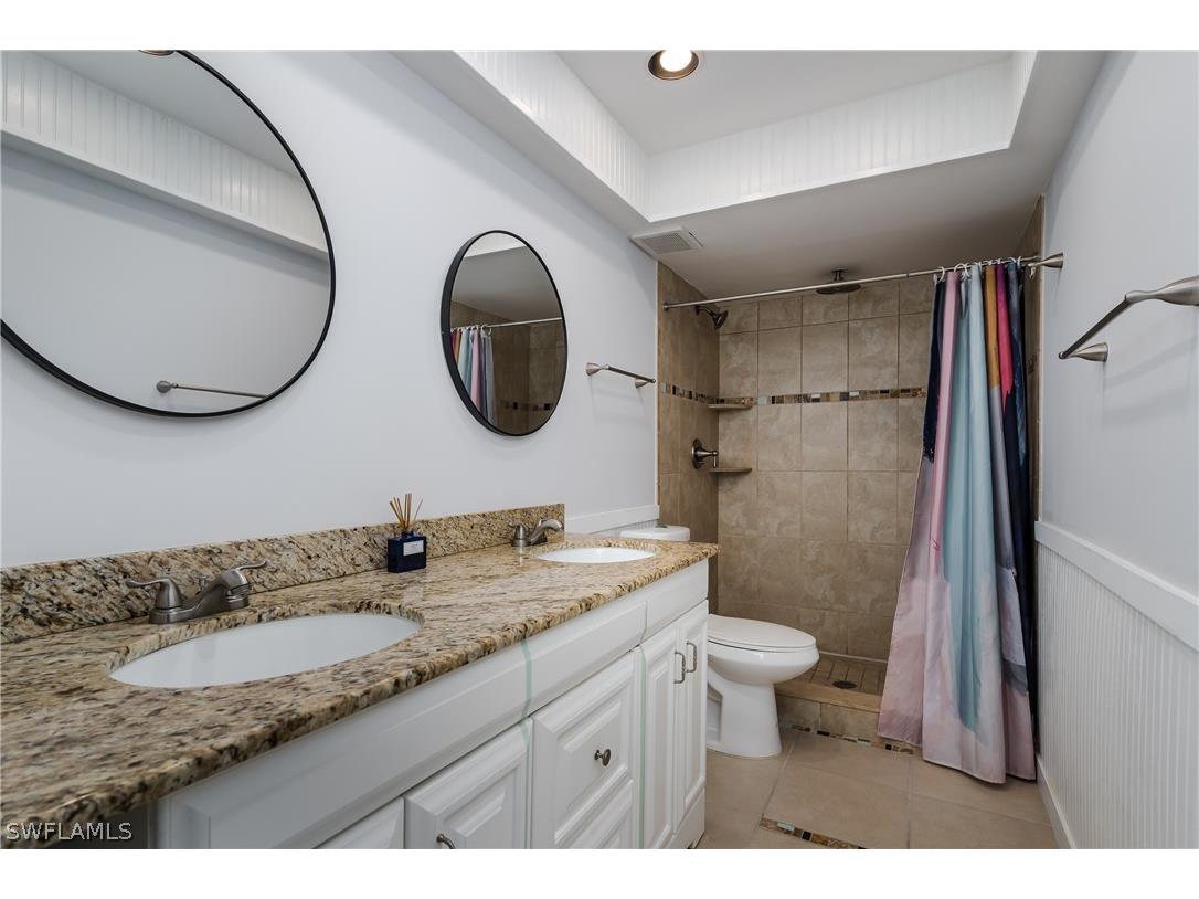 180 Cypress Way E #B212 Naples FL 34110 226006152 image18