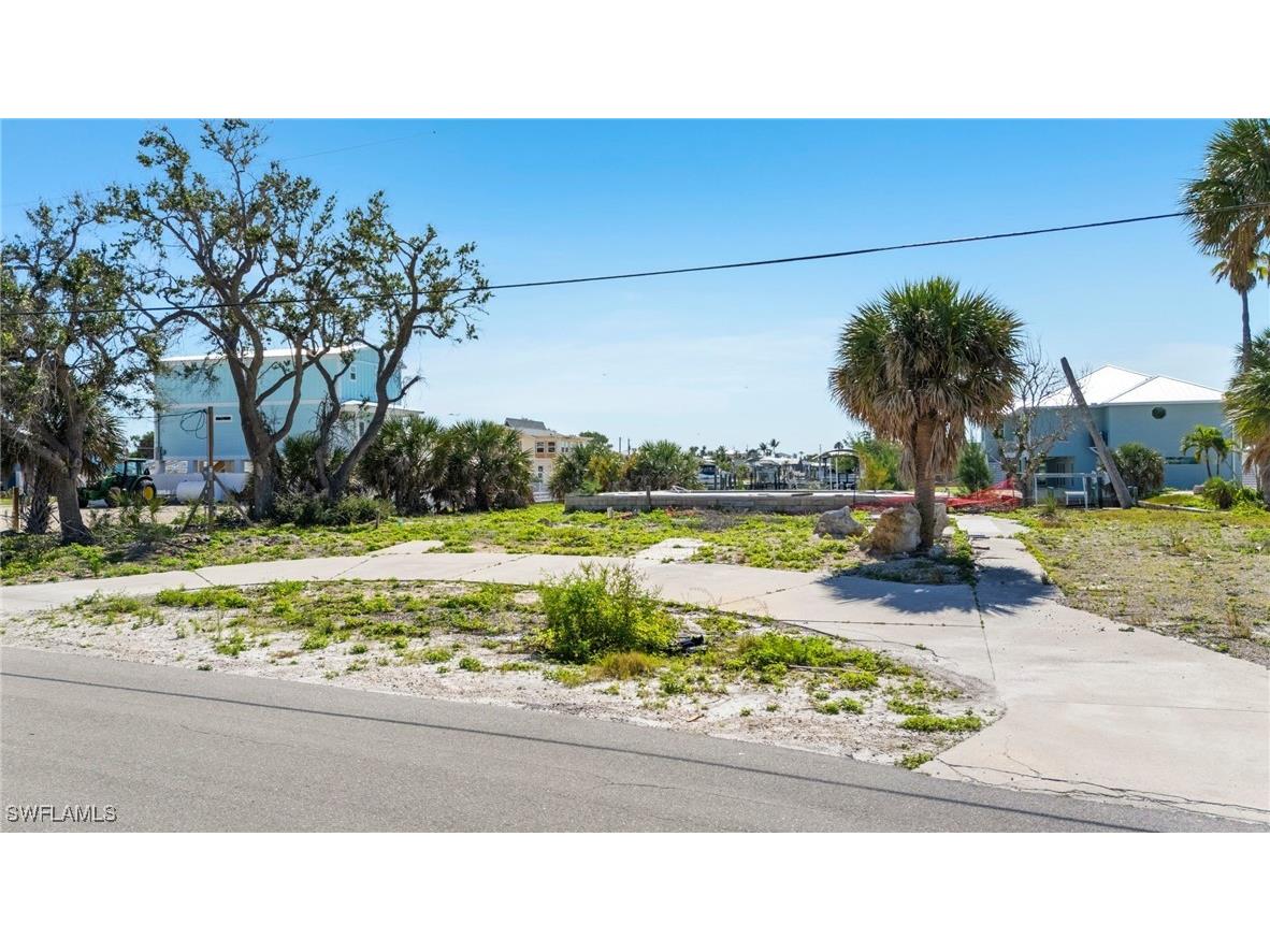 180 Donora Boulevard Fort Myers Beach FL 33931 225084759 image12