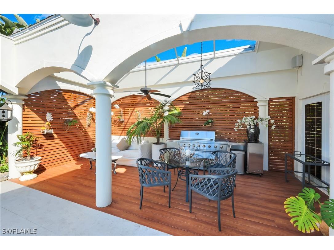 180 Edgemere Way S Naples FL 34105 226006639 image38