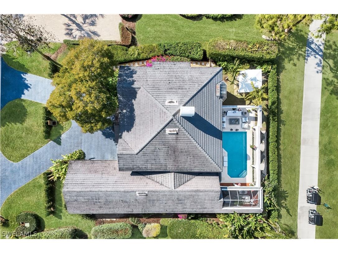 180 Edgemere Way S Naples FL 34105 226006639 image40