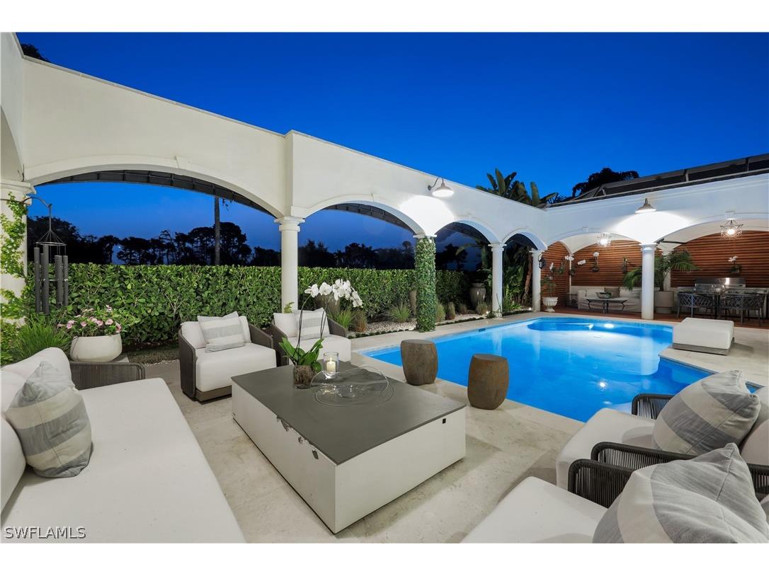180 Edgemere Way S Naples FL 34105 226006639 image6