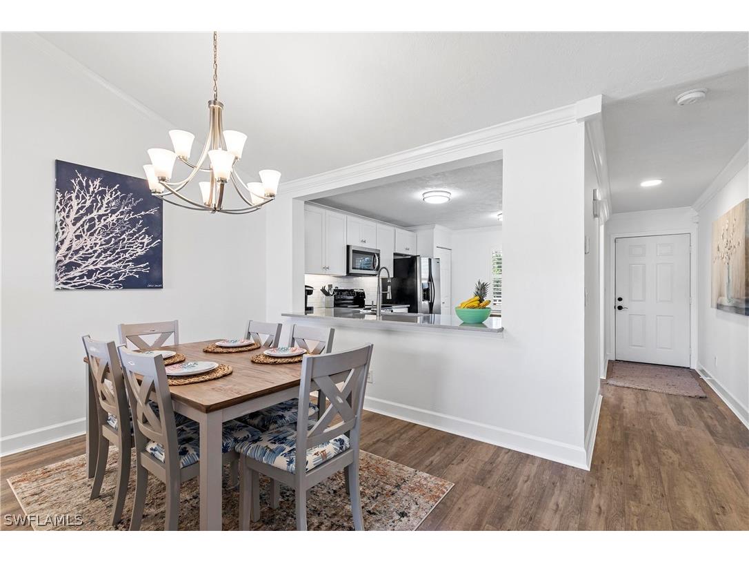 180 Furse Lakes Circle #E-9 Naples FL 34104 223003448 image1