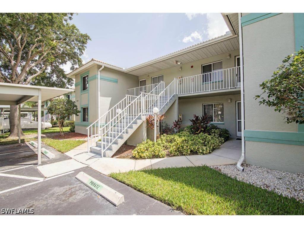 180 Furse Lakes Circle #E8 Naples FL 34104 226016637 image1