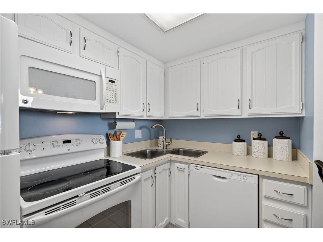 180 Seaview Court #1002 Marco Island FL 34145 225073262 image19