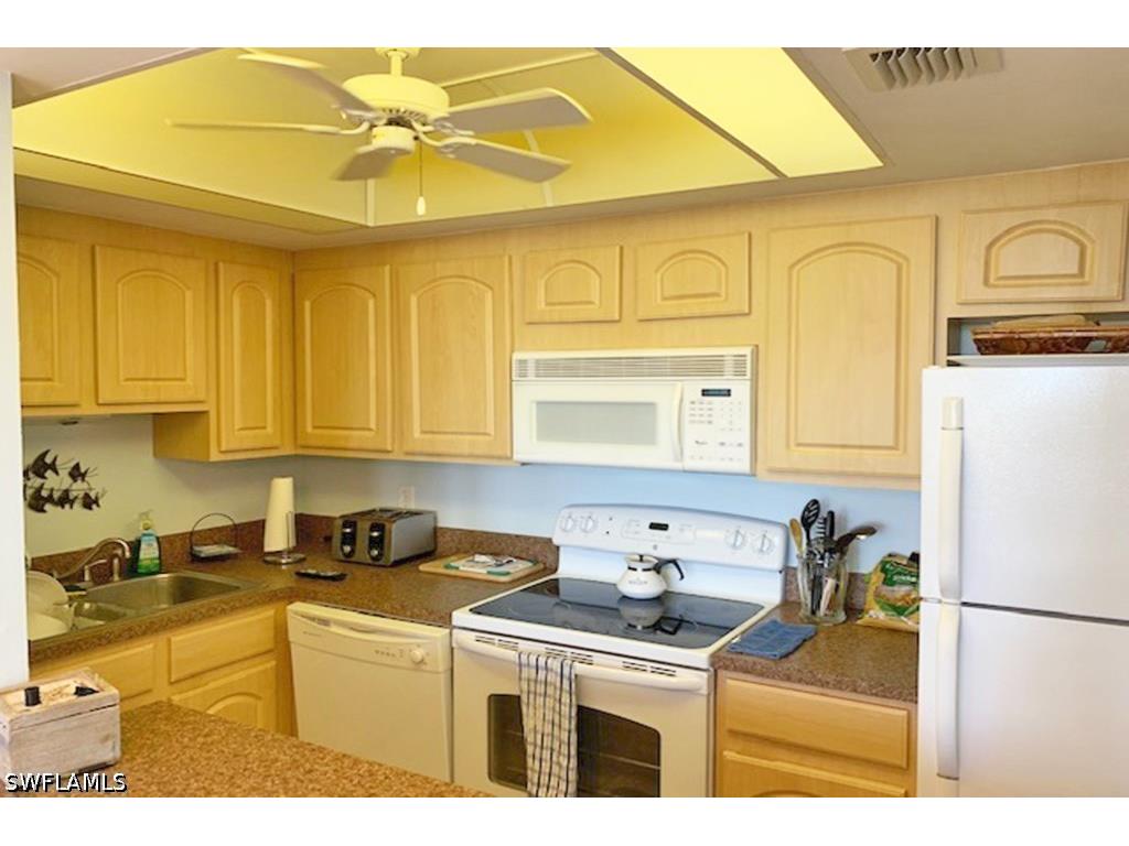 180 Seaview Court #111 Marco Island FL 34145 226018043 image7
