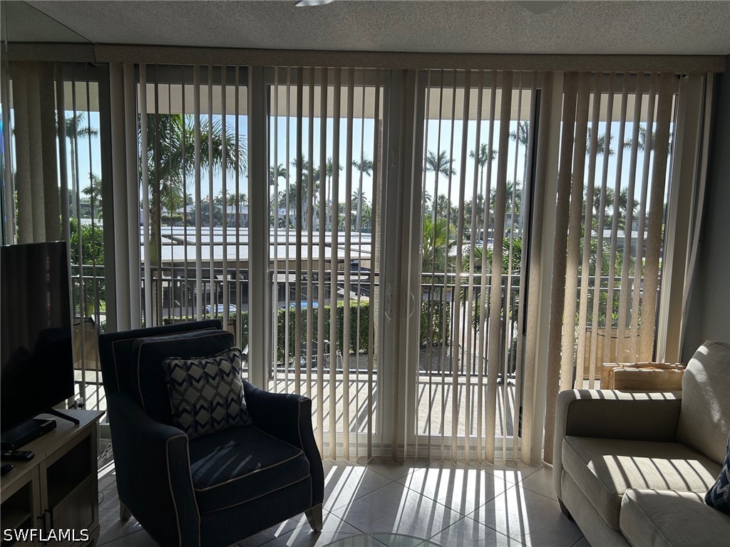 180 Seaview Court #212 Marco Island FL 34145 225073127 image37