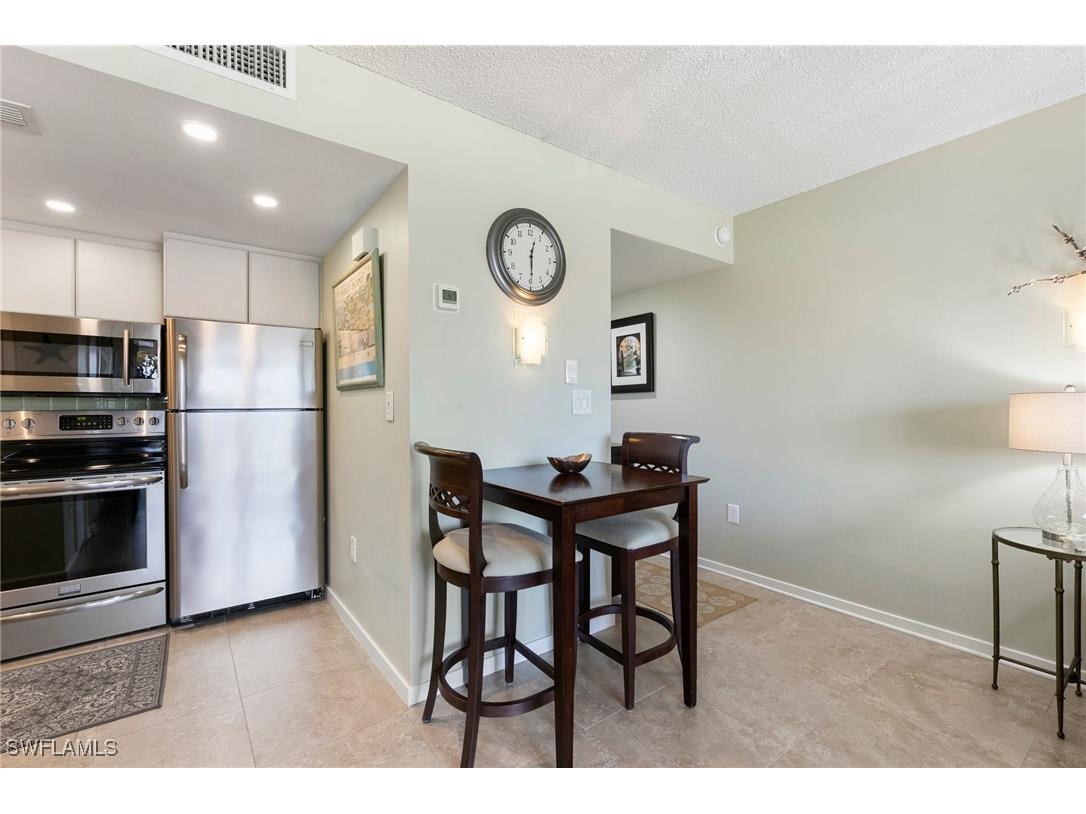 180 Seaview Court #314 Marco Island FL 34145 225057485 image24