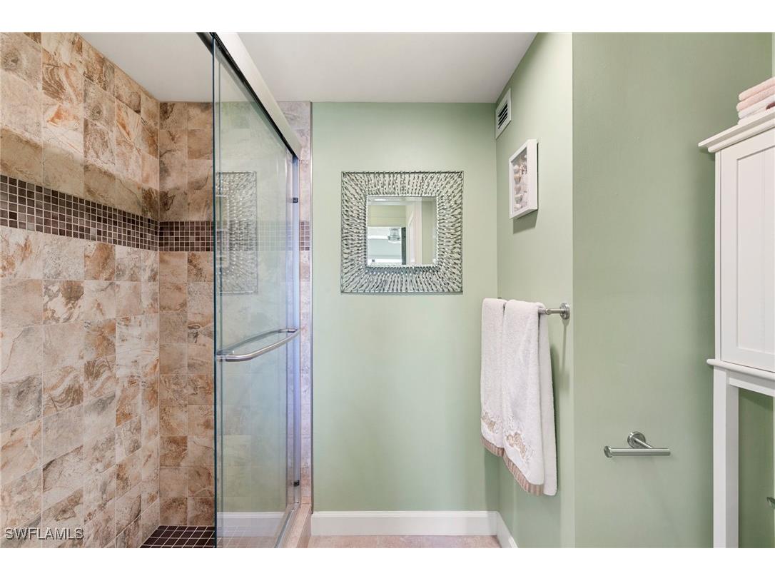 180 Seaview Court #314 Marco Island FL 34145 225057485 image31