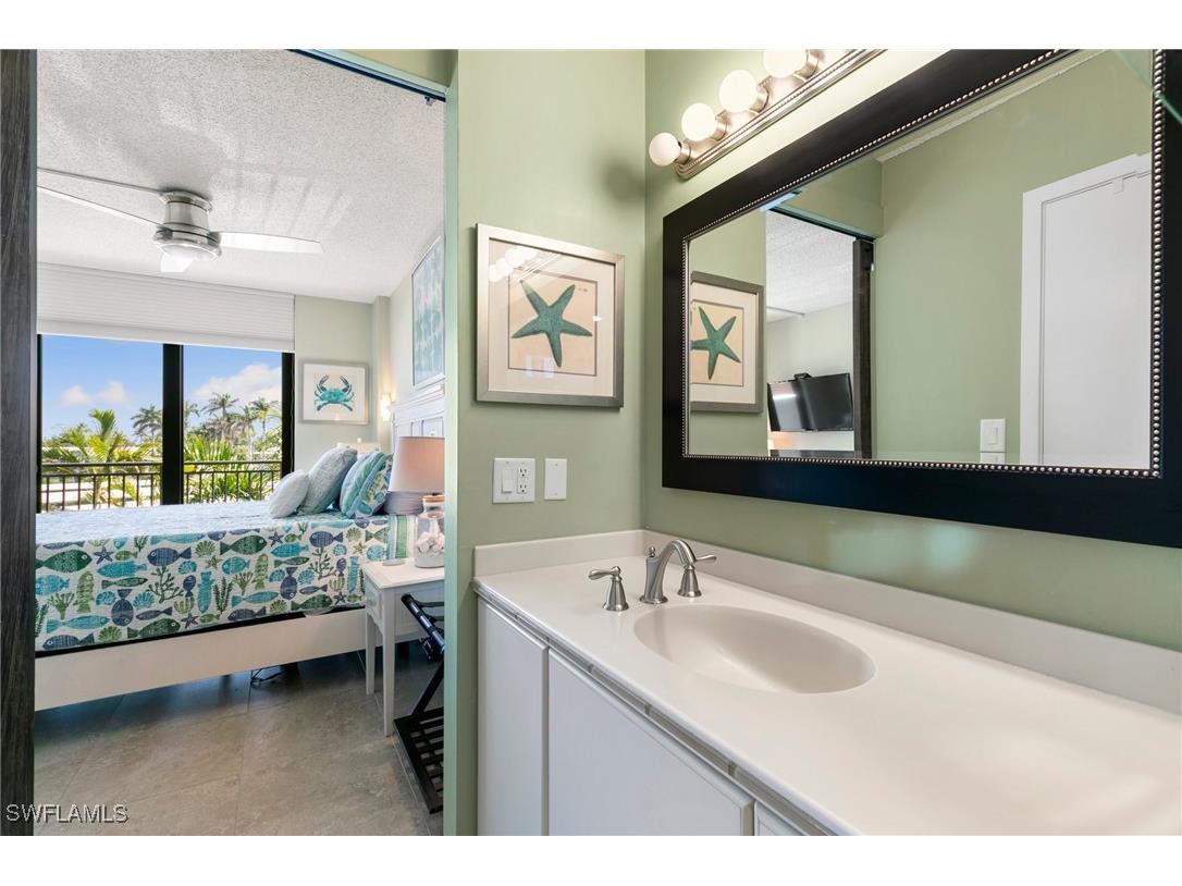 180 Seaview Court #314 Marco Island FL 34145 225057485 image32