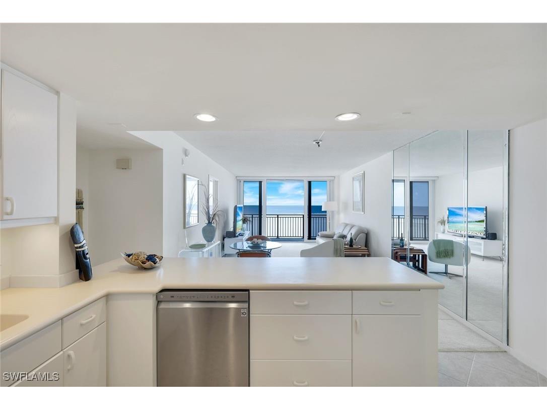 180 Seaview Court #607 Marco Island FL 34145 225053879 image11