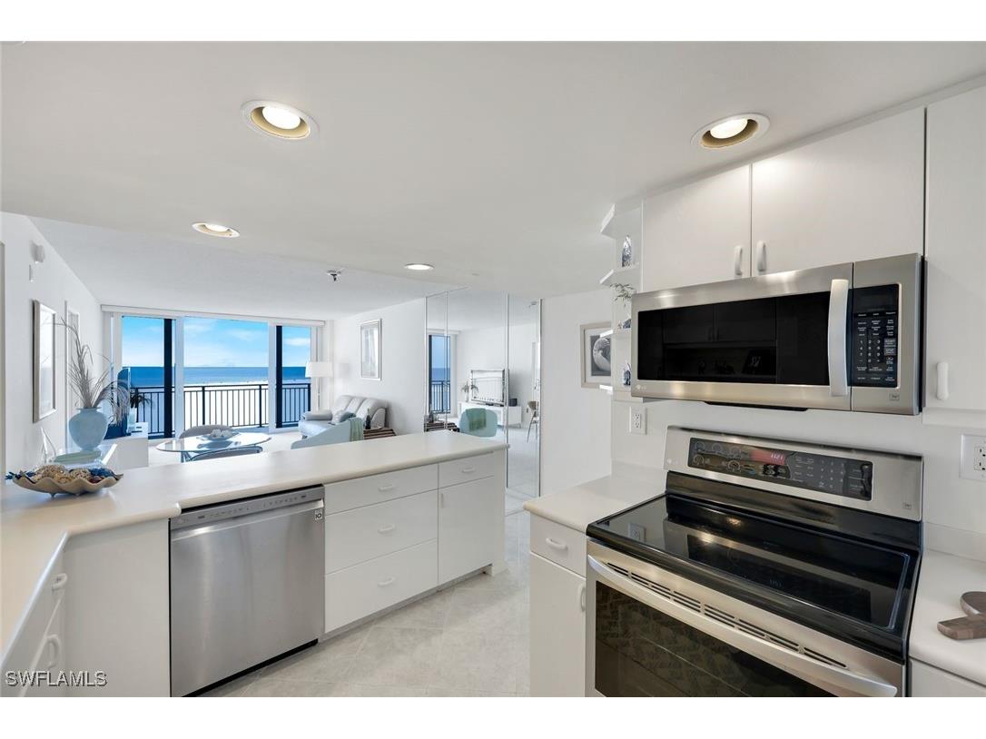 180 Seaview Court #607 Marco Island FL 34145 225053879 image9