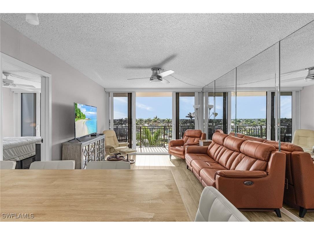 180 Seaview Court #612 Marco Island FL 34145 225060643 image5