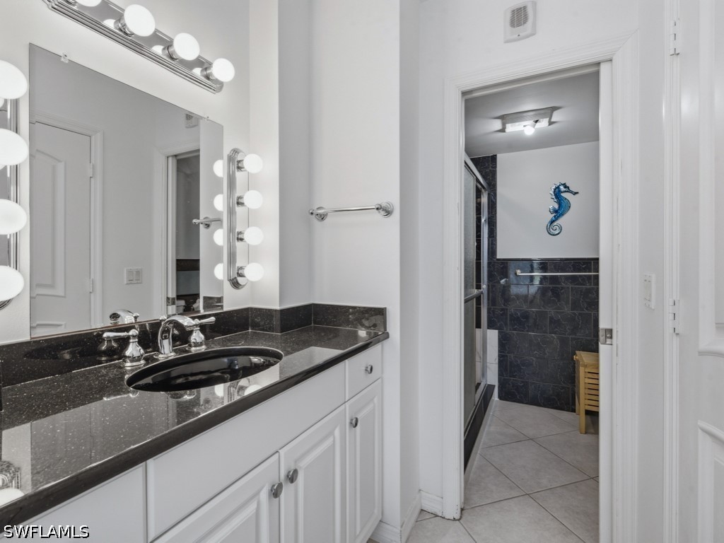 180 Seaview Court #706 Marco Island FL 34145 226015812 image13