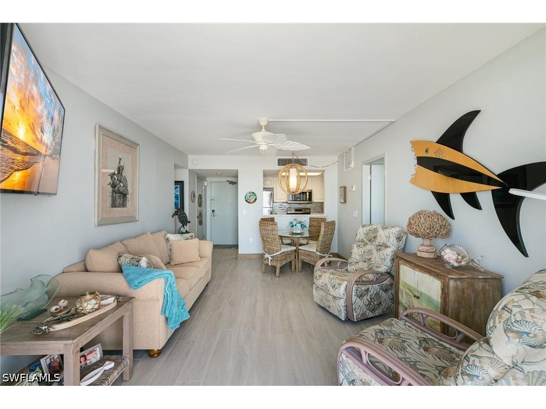 180 Seaview Court #911 Marco Island FL 34145 226024643 image6