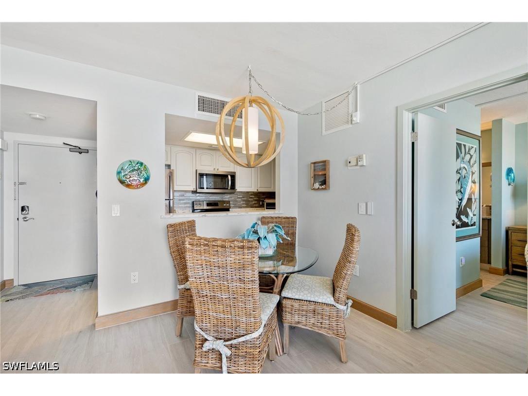 180 Seaview Court #911 Marco Island FL 34145 226024643 image7
