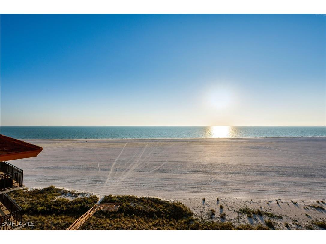 180 Seaview Court #PH 1203 Marco Island FL 34145 225077857 image1