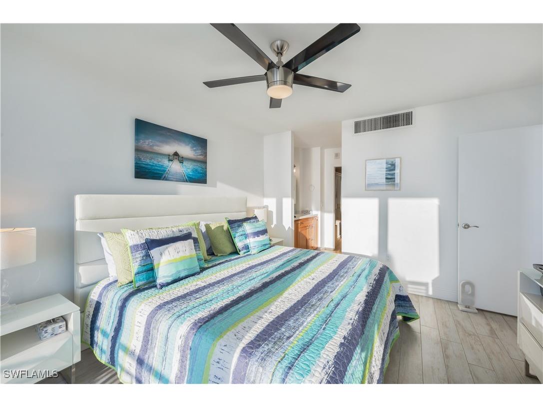 180 Seaview Court #PH 1203 Marco Island FL 34145 225077857 image19