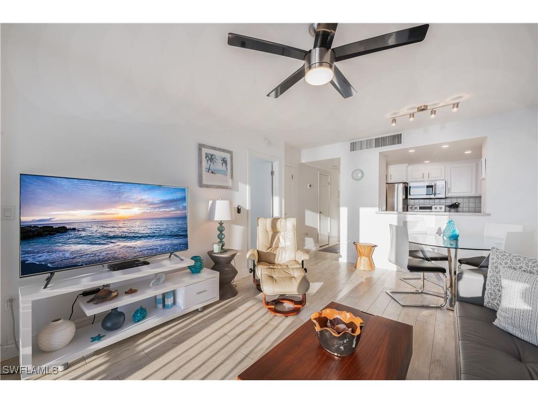 180 Seaview Court #PH 1203 Marco Island FL 34145 225077857 image6