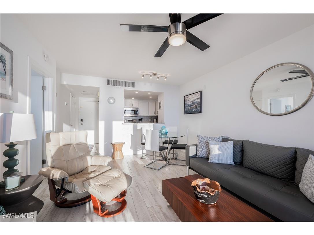 180 Seaview Court #PH 1203 Marco Island FL 34145 225077857 image7