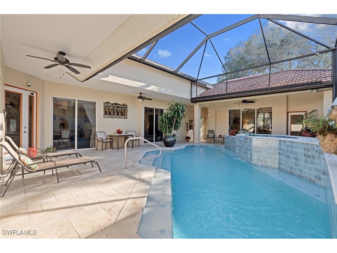 180 Spring Lake Circle Naples FL 34119 225004610 image1