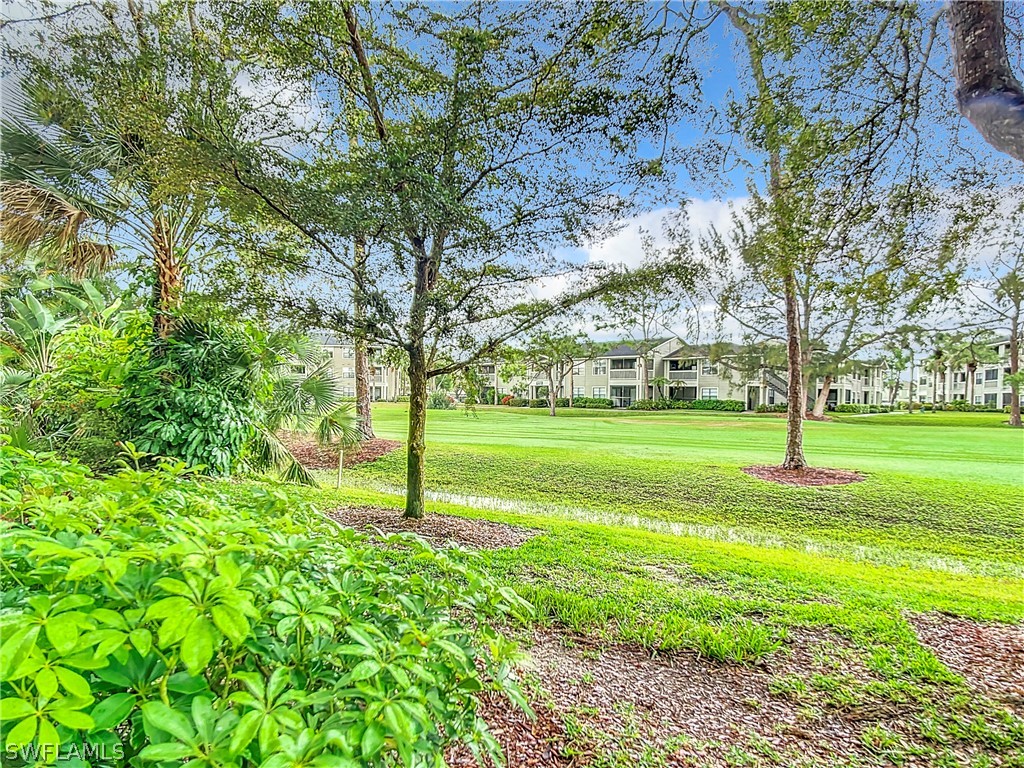 180 Turtle Lake Court #103 Naples FL 34105 226011368 image38