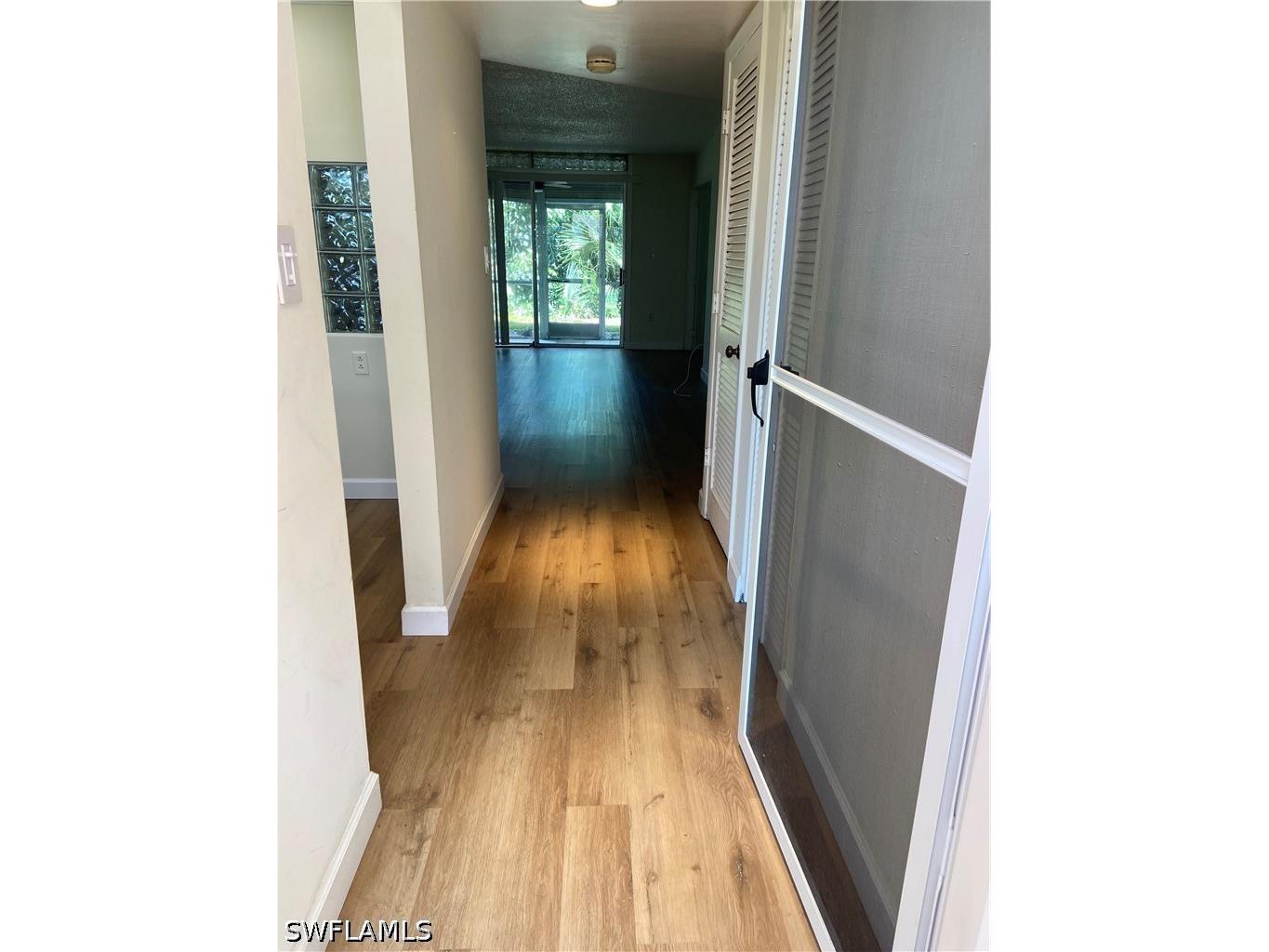 180 Turtle Lake Court #102 Naples FL 34105 226015943 image1