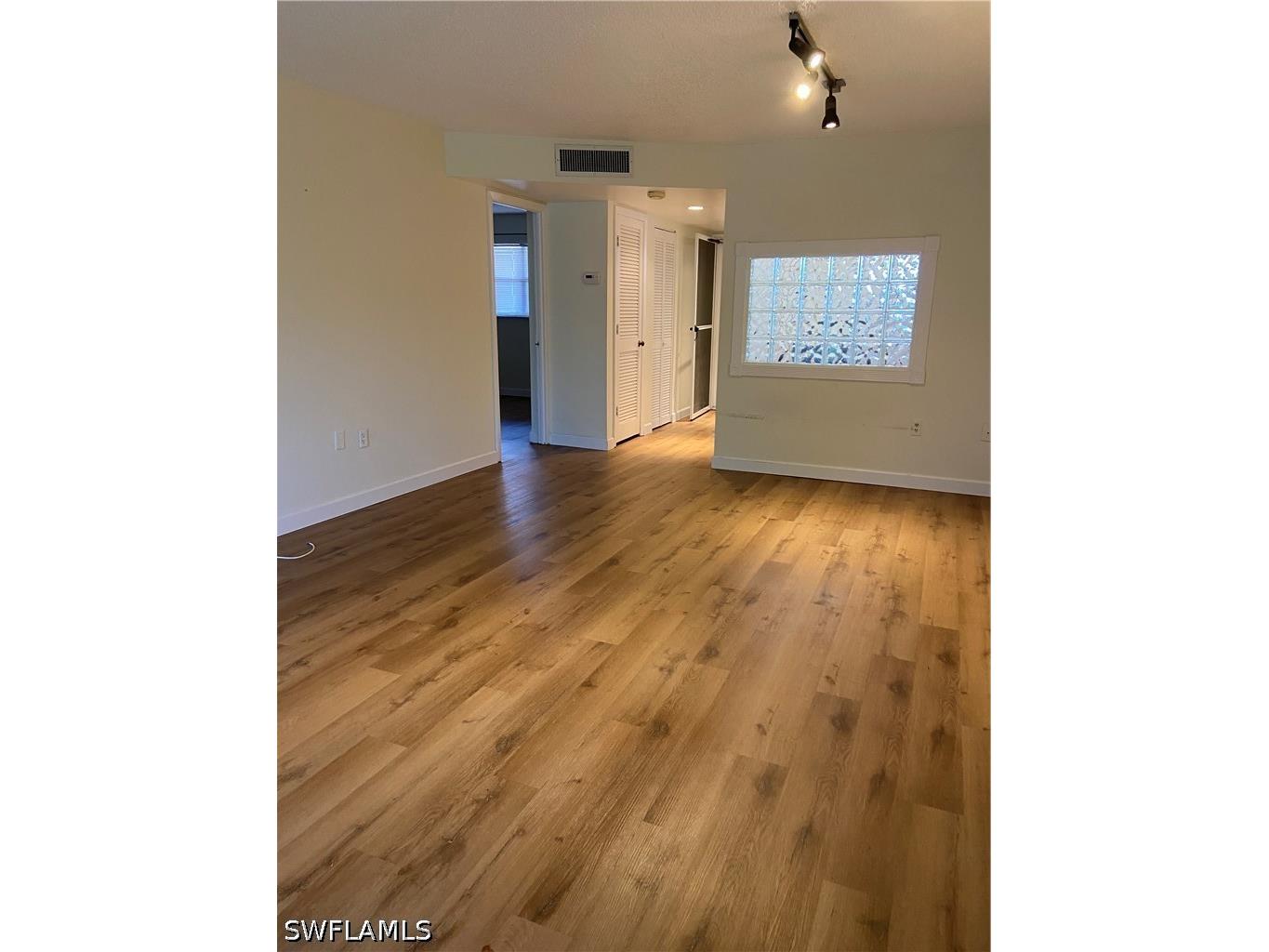 180 Turtle Lake Court #102 Naples FL 34105 226015943 image19