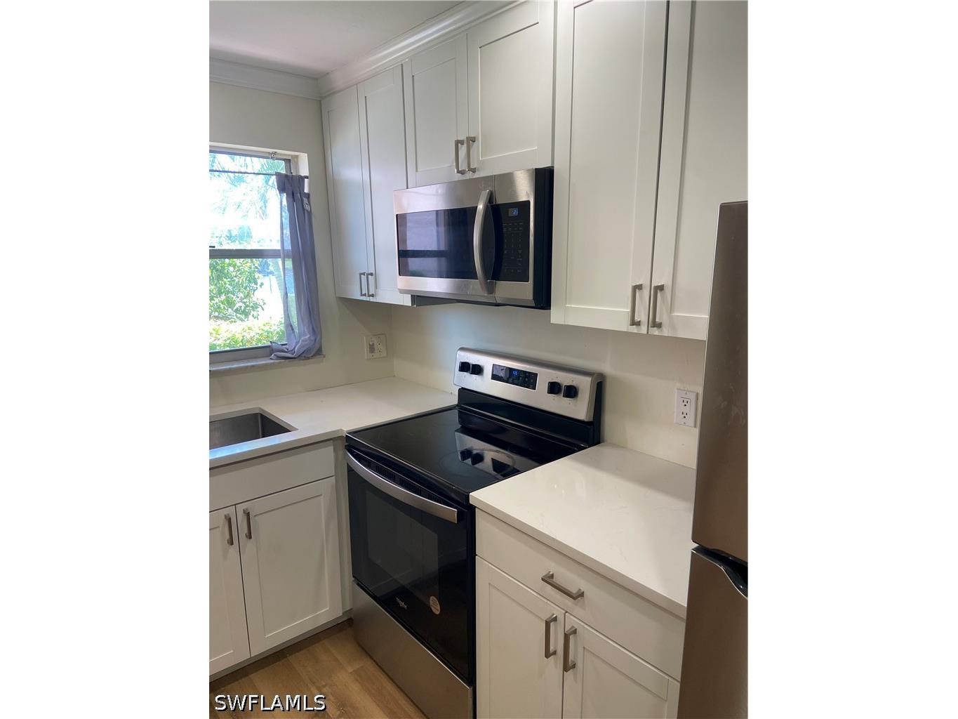 180 Turtle Lake Court #102 Naples FL 34105 226015943 image3