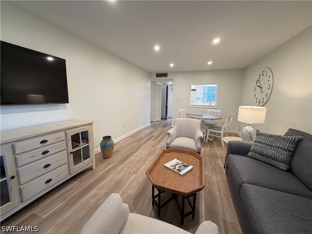 180 Turtle Lake Court #206 Naples FL 34105 226023359 image3