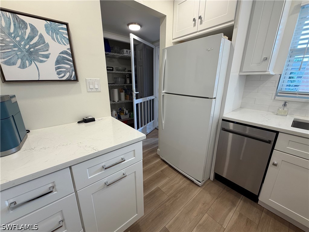 180 Turtle Lake Court #206 Naples FL 34105 226023359 image5