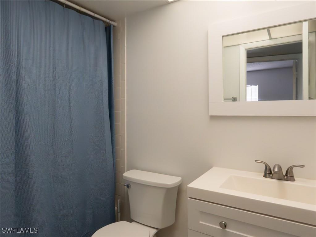 180 Turtle Lake Court #209 Naples FL 34105 225072520 image8