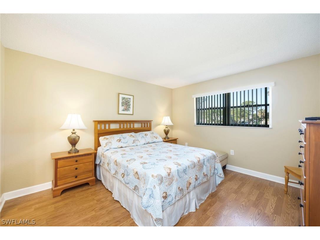 180 Turtle Lake Court #211 Naples FL 34105 226008655 image13