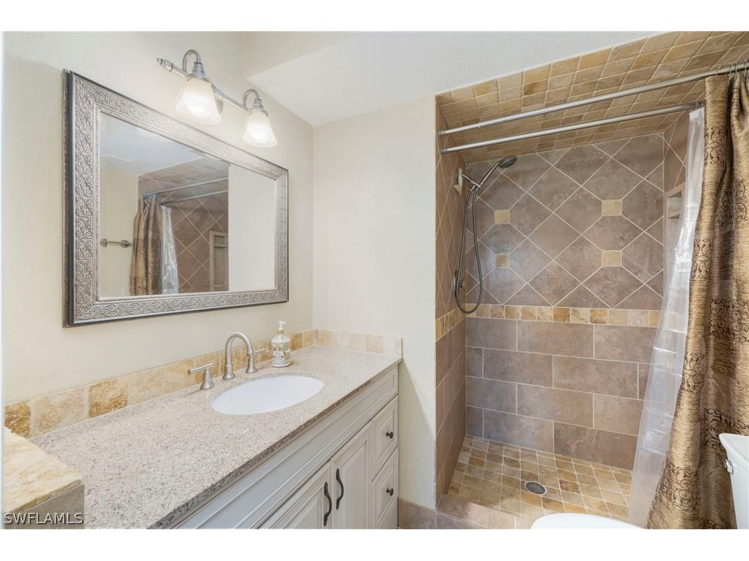 180 Turtle Lake Court #211 Naples FL 34105 226008655 image16