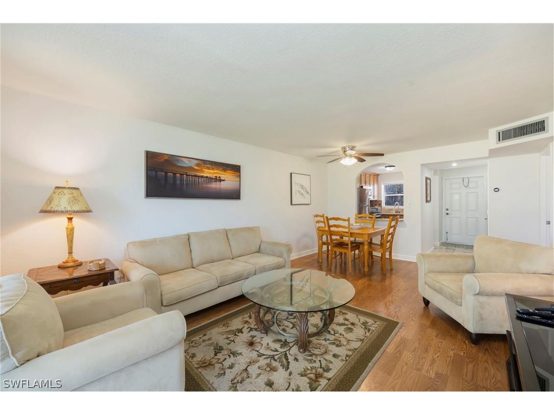 180 Turtle Lake Court #211 Naples FL 34105 226008655 image3