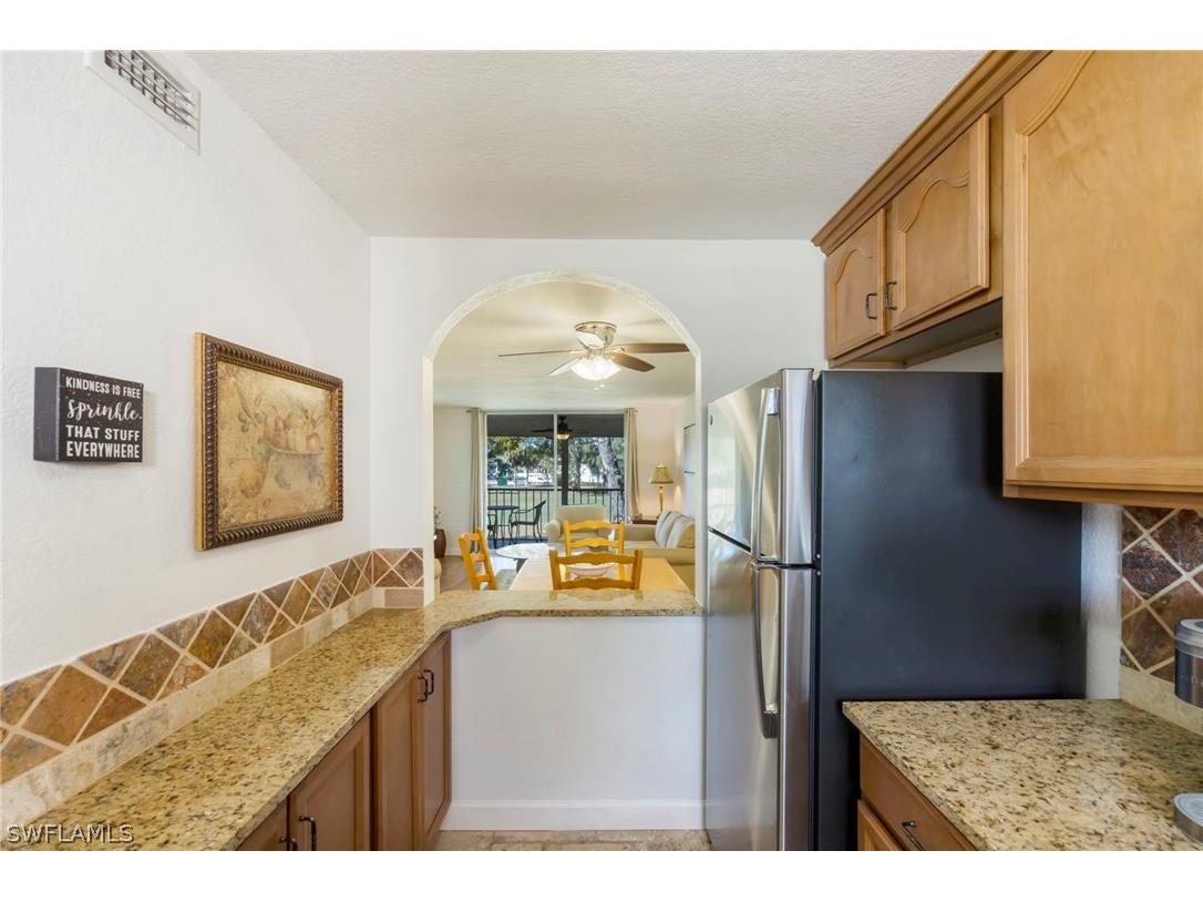 180 Turtle Lake Court #211 Naples FL 34105 226008655 image6