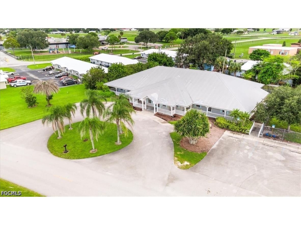 180 Basilan Crescent Clewiston 33440 2026017496 image5