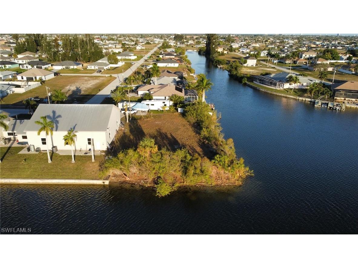 1800 NE 3rd Court Cape Coral FL 33909 224015942 image4